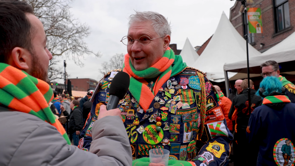 Ricardo Paz Belvis neemt interview af tijdens Proefbloaze 2024